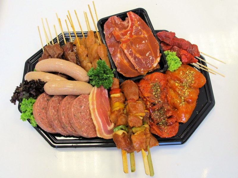 boucherie-VENANSON-min_bbq_butcher_shop_supermarket_meal_party-766127